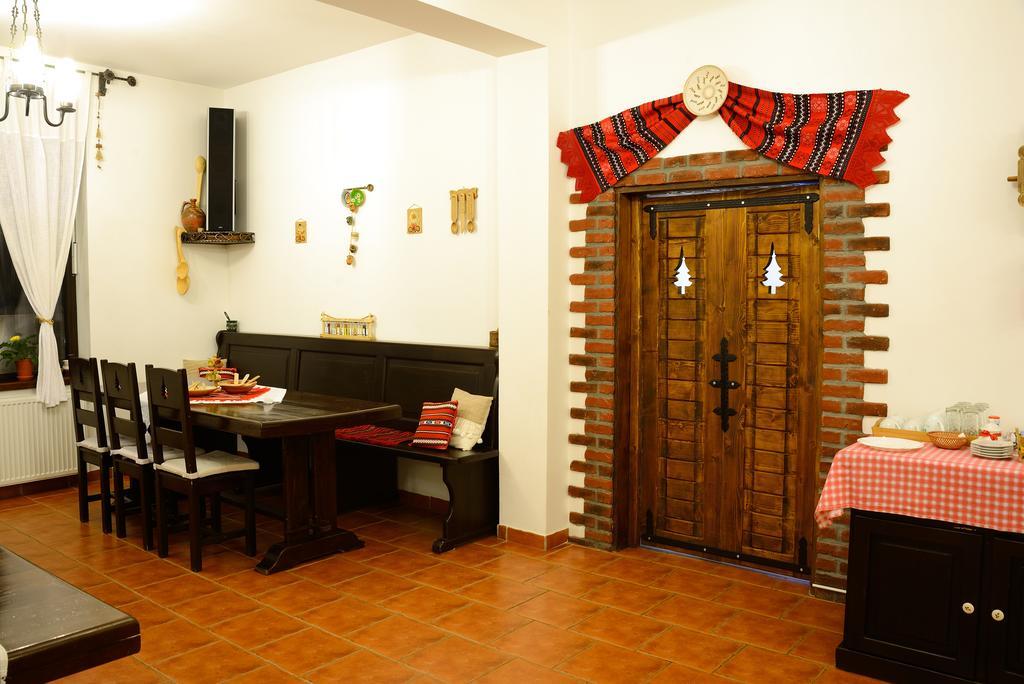 Zărneşti Vila Hora Cu Brazi מראה חיצוני תמונה