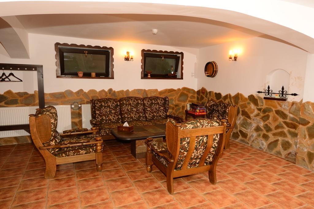 Zărneşti Vila Hora Cu Brazi מראה חיצוני תמונה
